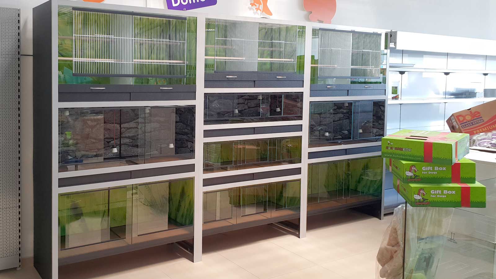 PET CENTER